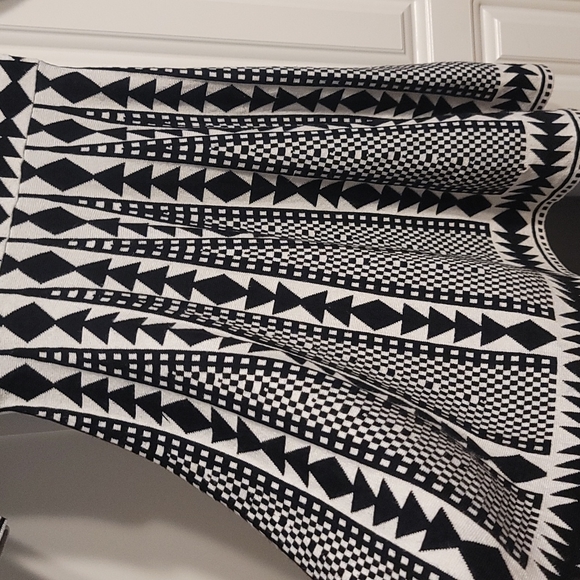 Nina Leonard Women's Dress knit Fit Flare Black and White Retro Geometric Sz S - Picture 3 of 7